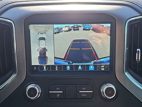 Used 2022 GMC Sierra 3500 Denali w/ Technology Package image 13