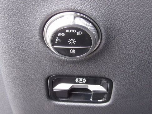 New 2026 Mercedes-Benz GLC 300 4MATIC image 35