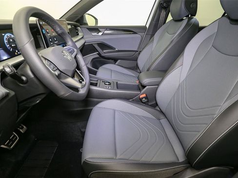 New 2026 Volkswagen Tiguan SE R-Line AWD/4WD image 27
