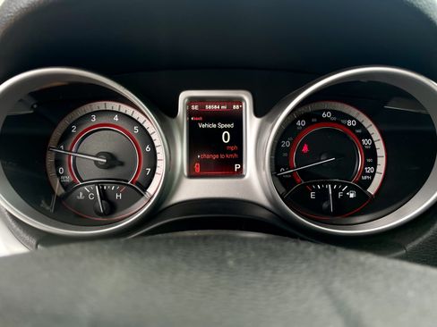 Used 2019 Dodge Journey SE w/ Premium Group FWD image 17