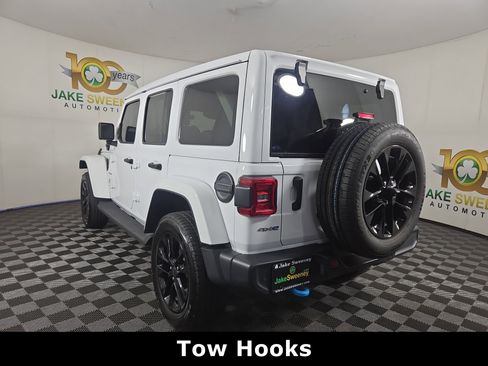 Certified 2024 Jeep Wrangler Unlimited Sahara w/ Safety Group AWD/4WD image 7