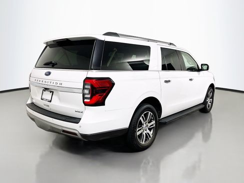 Used 2024 Ford Expedition Max Limited RWD image 4