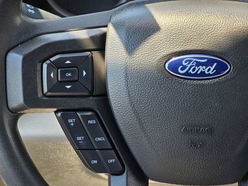 Used 2022 Ford F250 XLT w/ XLT Premium Package AWD/4WD image 15