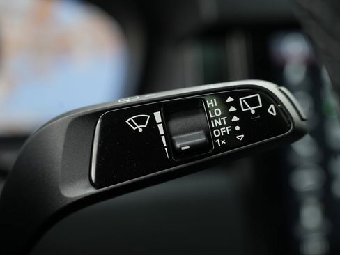 Used 2020 Porsche Cayenne image 53