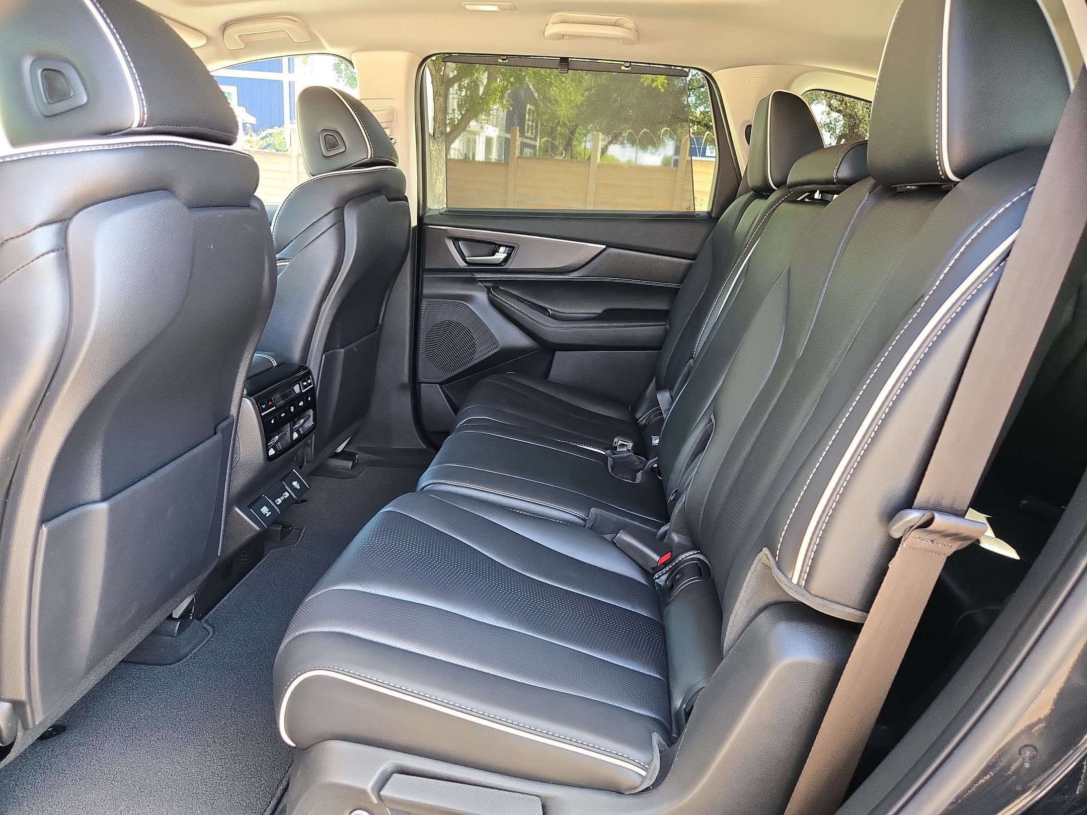 Used 2024 Acura MDX w/ Advance Package AWD/4WD image 14