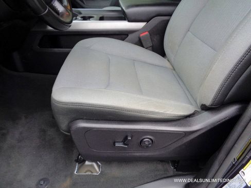 Used 2021 RAM 1500 Big Horn AWD/4WD image 9