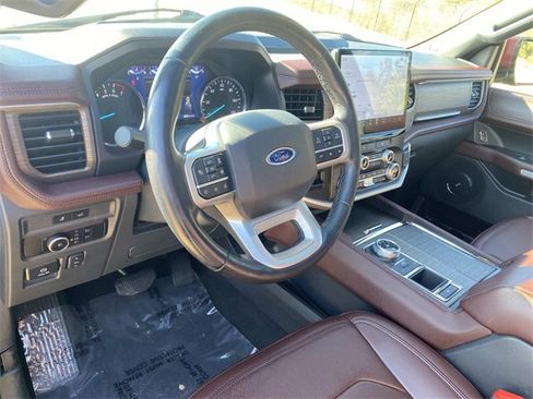 Certified 2024 Ford Expedition Limited image 25
