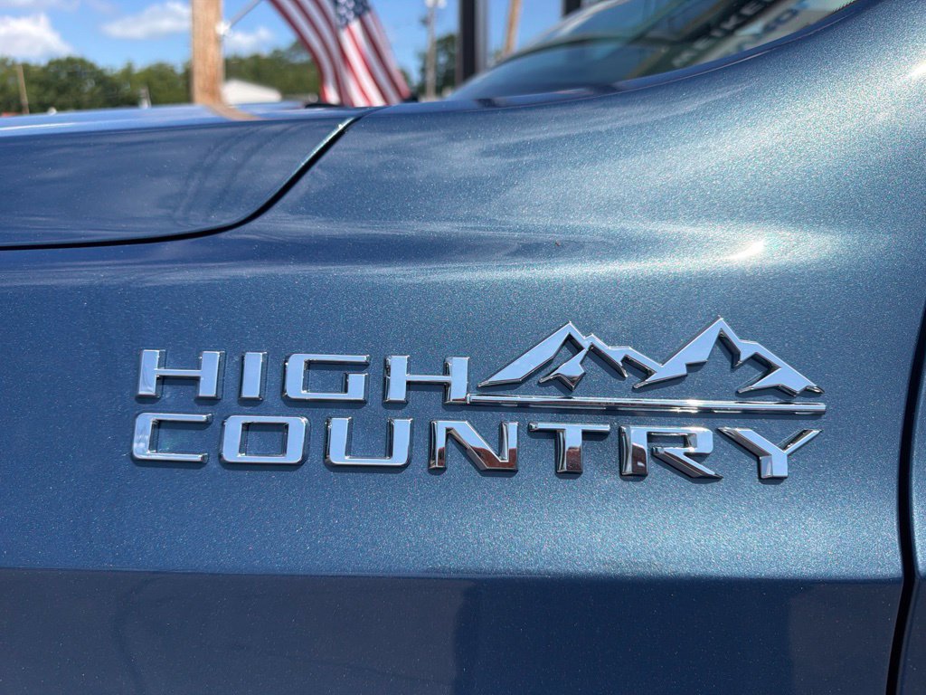 New 2026 Chevrolet Tahoe High Country AWD/4WD image 9