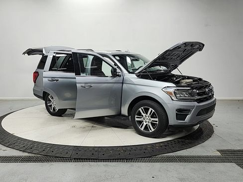 Used 2024 Ford Expedition Limited RWD image 10