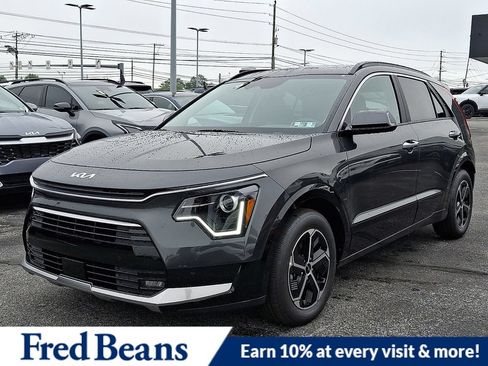 New 2026 Kia Niro FWD image 2