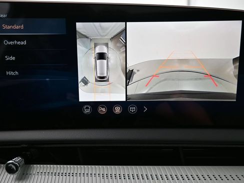 New 2027 Cadillac Optiq Premium Sport w/ LPO, Floor Liner Package AWD/4WD image 20