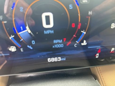 Used 2025 Chevrolet Equinox ACTIV w/ Safety and Technology Package image 9