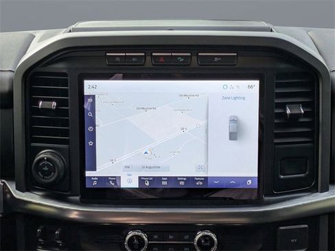 Used 2021 Ford F150 Lariat w/ Equipment Group 502A High image 18