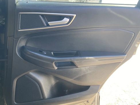 Used 2019 Ford Edge SEL w/ Equipment Group 201A image 15