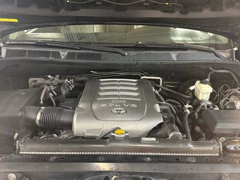 Used 2008 Toyota Sequoia SR5 image 22