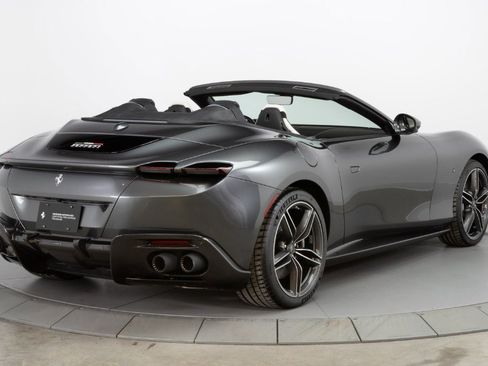 Used 2024 Ferrari Roma Spider image 7