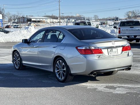Used 2015 Honda Accord Sport image 26
