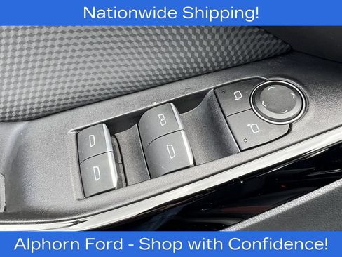 Used 2025 Chevrolet Equinox RS w/ Safety and Technology Package AWD/4WD image 13