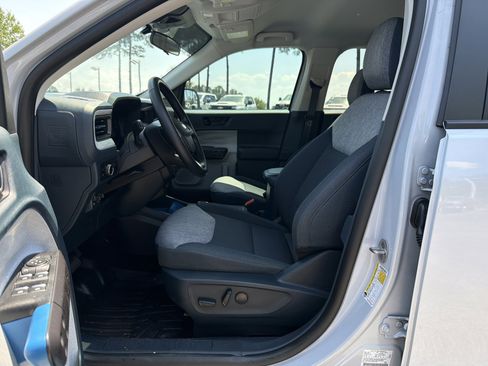 Used 2025 Ford Maverick XLT w/ Equipment Group 301A AWD/4WD image 15