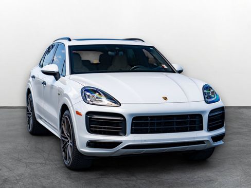 Used 2019 Porsche Cayenne E-Hybrid AWD/4WD image 1