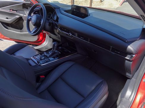Used 2025 MAZDA CX-30 AWD 2.5 S w/ Preferred Package image 11