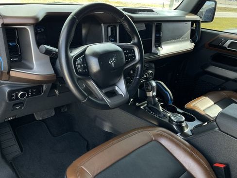 Used 2023 Ford Bronco Outer Banks AWD/4WD image 13