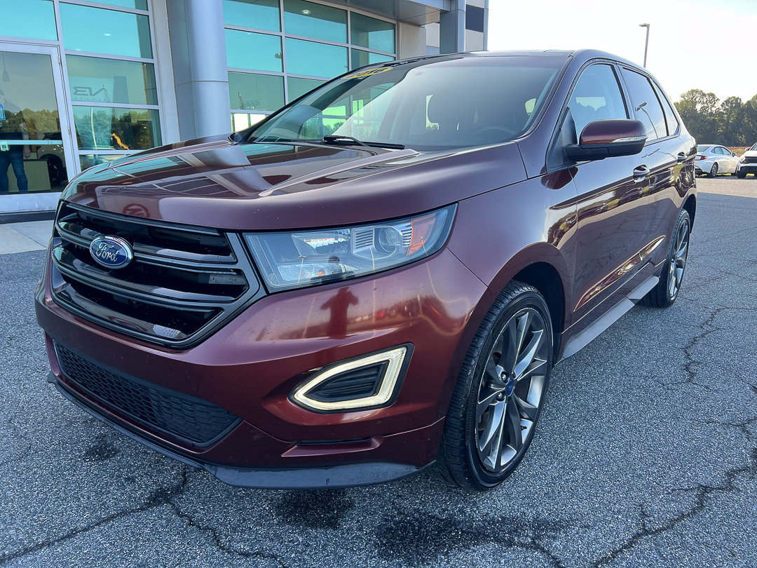 Used 2016 Ford Edge Sport w/ Cold Weather Package AWD/4WD image 2