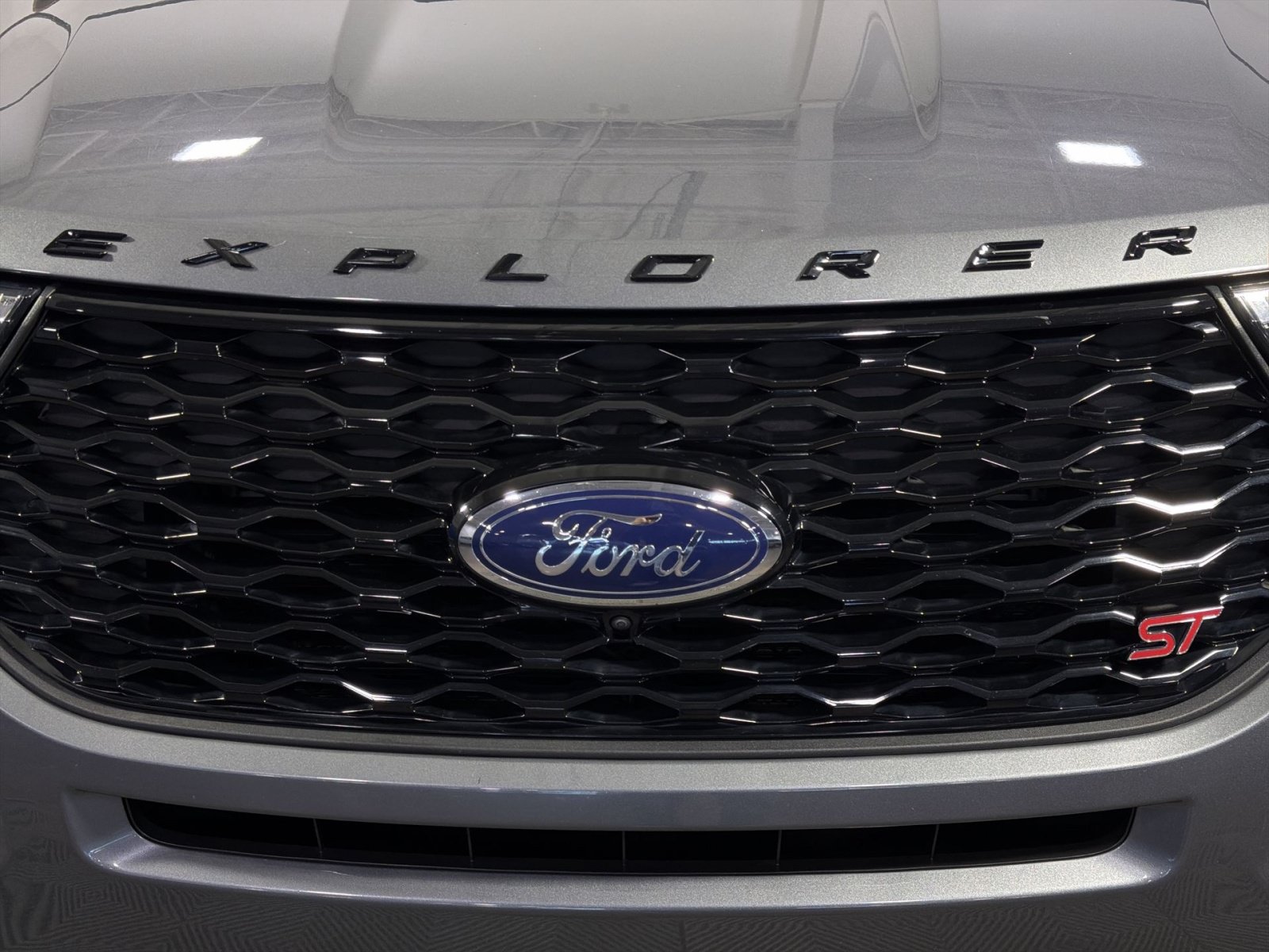Used 2023 Ford Explorer ST w/ Equipment Group 401A AWD/4WD image 12