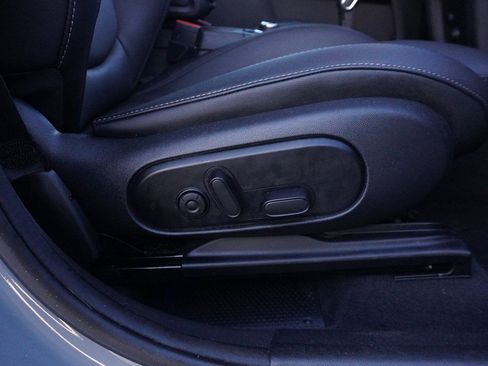 Used 2022 MINI Cooper Countryman S w/ Premium Package image 34