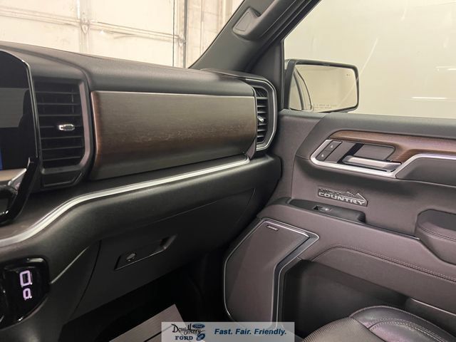 Used 2026 Chevrolet Silverado 1500 High Country w/ High Country Premium Package AWD/4WD image 41