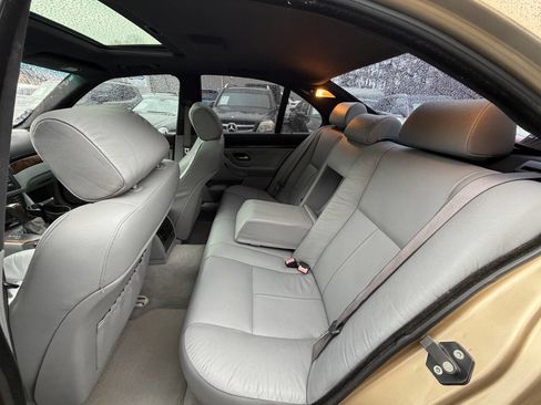 Used 2003 BMW 540i Sedan image 27