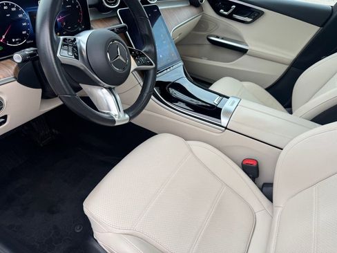 Certified 2024 Mercedes-Benz C 300 4MATIC Sedan image 9