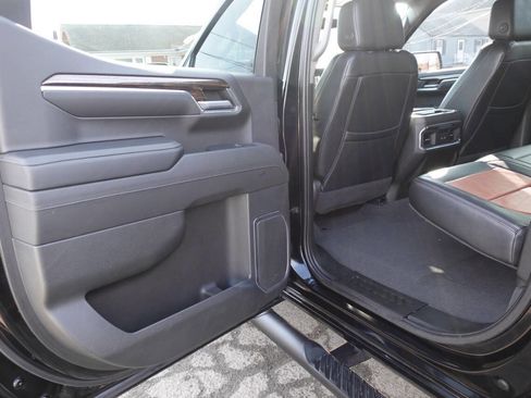 Used 2023 GMC Sierra 1500 Elevation w/ X31 Off-Road Package AWD/4WD image 22