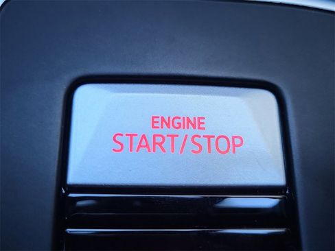 Used 2022 Volkswagen GTI Autobahn image 30