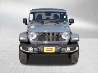 Used 2025 Jeep Gladiator Sport AWD/4WD video 2