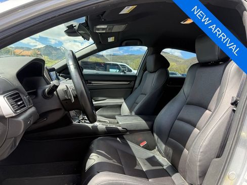 Used 2019 Honda Accord Sport image 10