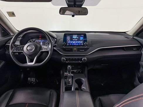 Used 2022 Nissan Altima 2.0 SR image 15