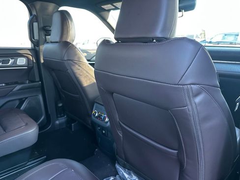 New 2026 Ford Explorer Platinum image 59