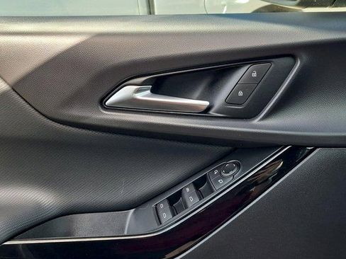 Certified 2026 Chevrolet Equinox LT w/ LPO, Floor Liner Package FWD image 23