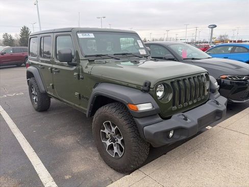 Used 2022 Jeep Wrangler Unlimited Sport S image 2