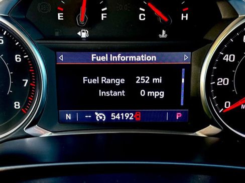 Used 2023 Chevrolet Blazer LT image 17