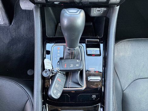 Used 2022 Jeep Compass Limited w/ Sun and Sound Group image 15