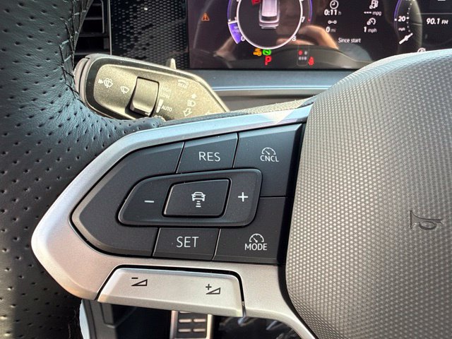 New 2026 Volkswagen Tiguan SE R-Line AWD/4WD image 16