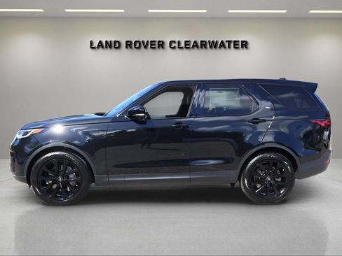 New 2026 Land Rover Discovery S AWD/4WD image 2