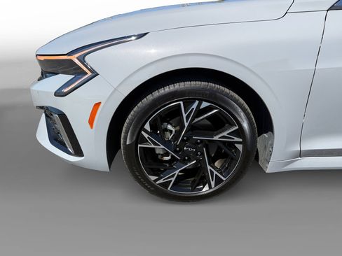 Used 2025 Kia K5 GT-Line w/ GT-Line Premium Package image 9