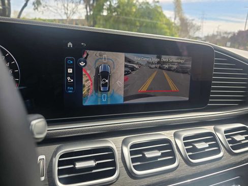 New 2026 Mercedes-Benz GLE 450e 4MATIC image 30