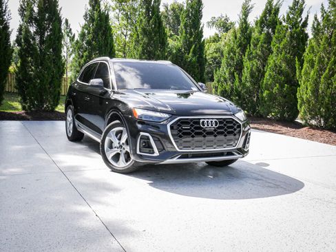 Used 2023 Audi Q5 2.0T Prestige AWD/4WD image 2