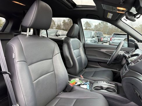 Used 2023 Honda Passport EX-L image 18