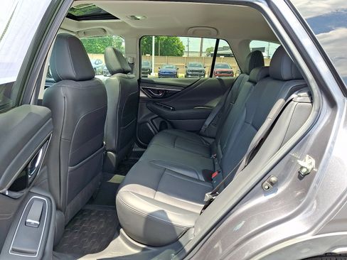 Used 2020 Subaru Outback Limited w/ Popular Package #2 AWD/4WD image 12