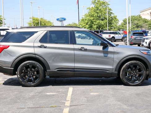 Used 2022 Ford Explorer ST-Line w/ Class IV Trailer Tow Package AWD/4WD image 38
